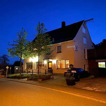 فندق Zum Burghof *