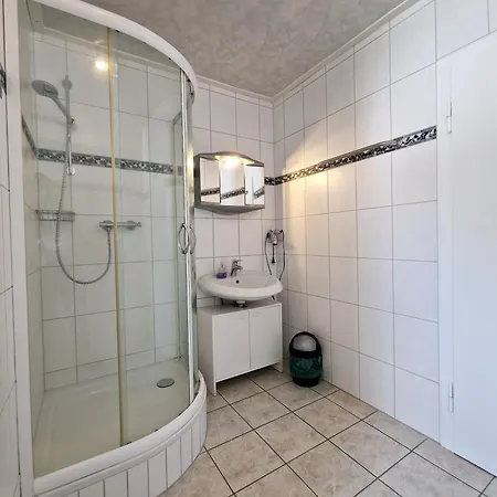 Zum Burghof فندق *