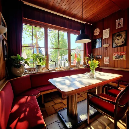 فندق Zum Burghof