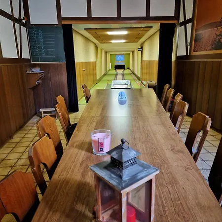 Zum Burghof * مرسبورغ