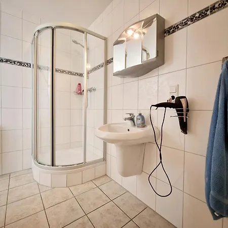 Zum Burghof فندق *